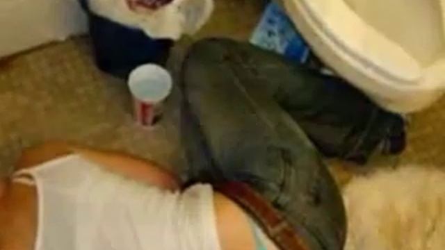 WOMEN DRINK.wmv