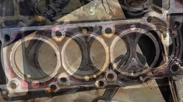 W202 M112 Mercedes 1998 C280 - Head gasket replacement (part1) смотреть онлайн