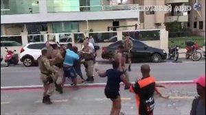 Полиция Бразилии стреляет в не соблюдающих карантин!