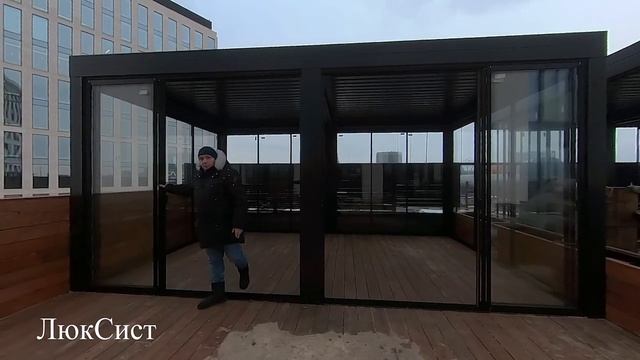 Установили остекление в две беседки на крыше высотки в центре Москвы! смотреть онлайн