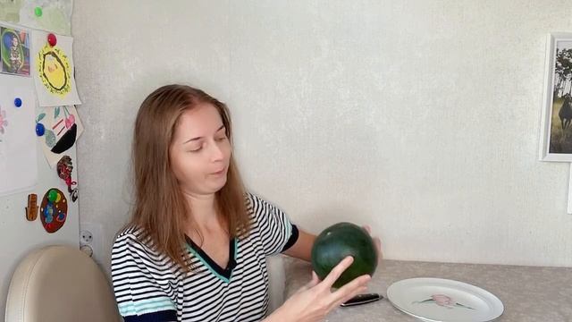 Выросли арбузы в открытом грунте! Мелкие, но сладкие. смотреть онлайн