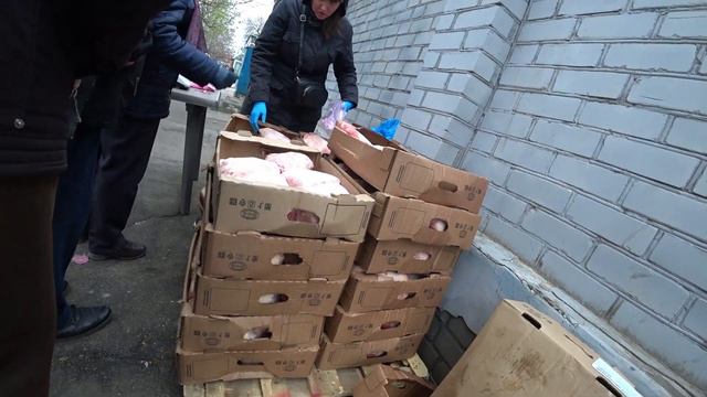 Херсон 17.04.22.Центральный рынок. смотреть онлайн