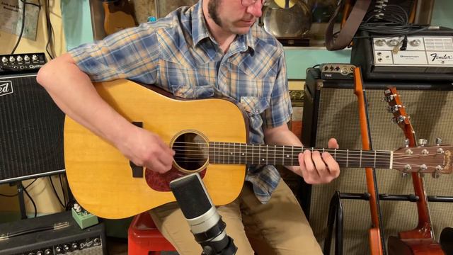 1998 Martin DM dreadnought guitar смотреть онлайн