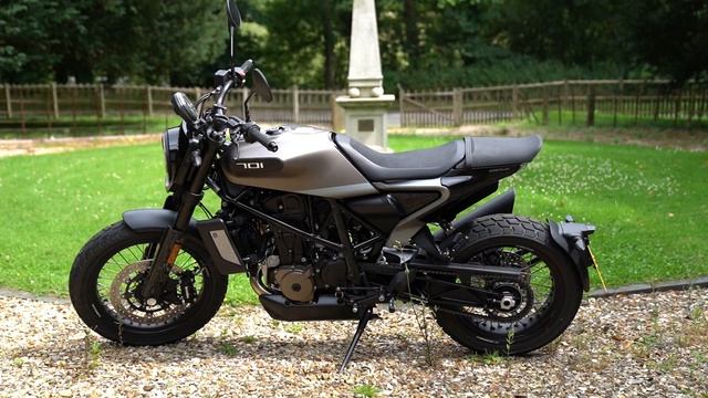 Husqvarna Svartpilen 701 Review. A Stylish, Super Quick Road Motorcycle!