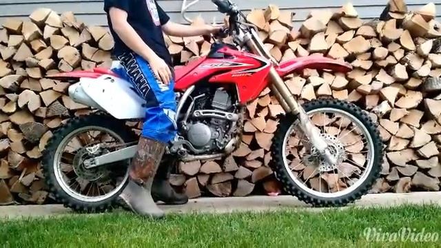 Honda CRF150R expert review and ride around смотреть онлайн