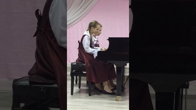 В. Гаврилин Вальс из балета " Анюта" исп. Павликова Полина 11 лет и Фалько Ольга 12 лет (3,5') смотреть онлайн