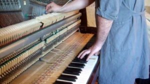 Tuning upright piano. Настройка пианино. Темперация пианино при помощи Т-бар.