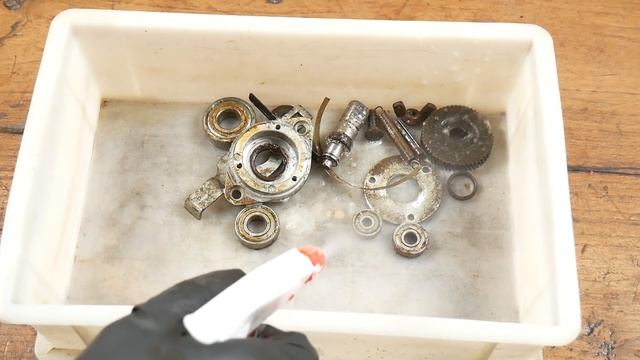 Circular Saw Restoration Hitachi Old Saw смотреть онлайн