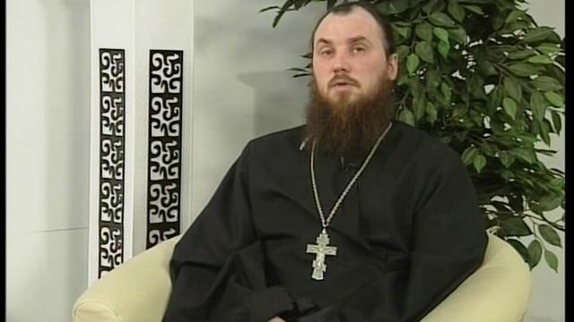 Как молиться перед трапезой в гостях у неверующих людей? смотреть онлайн