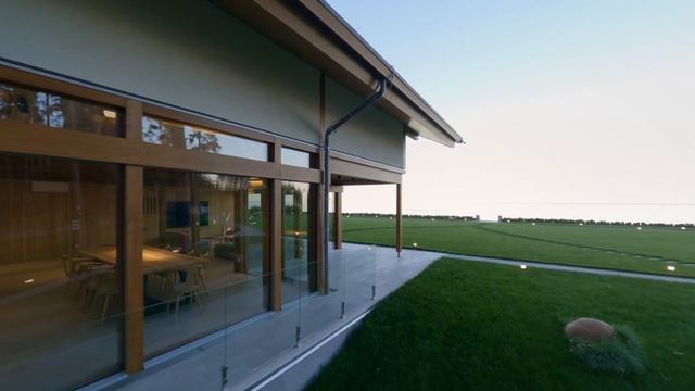 Уникальная вилла KAGER в лесу, на побережье Киевского моря смотреть онлайн