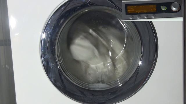 Review and demonstration of Miele Navitronic W2888WPS 1800spin смотреть онлайн