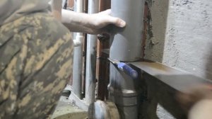 Замена канализационного тройника