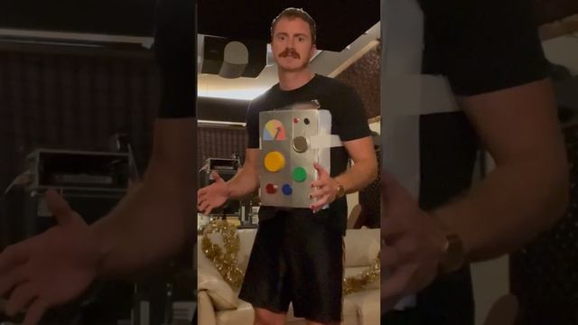 (W)rapping Robot смотреть онлайн