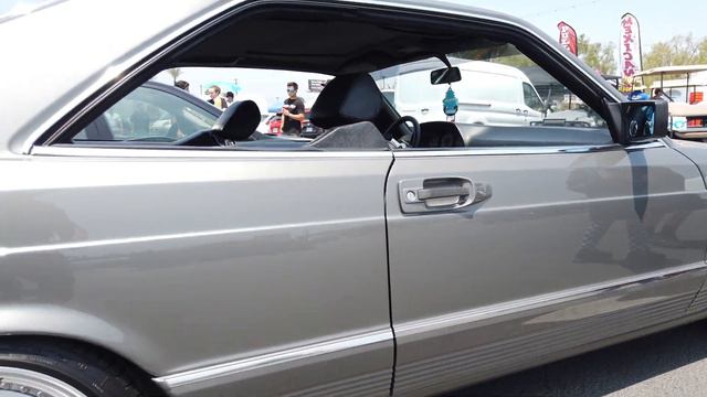 Classic Mercedes Benz 500 SEC смотреть онлайн