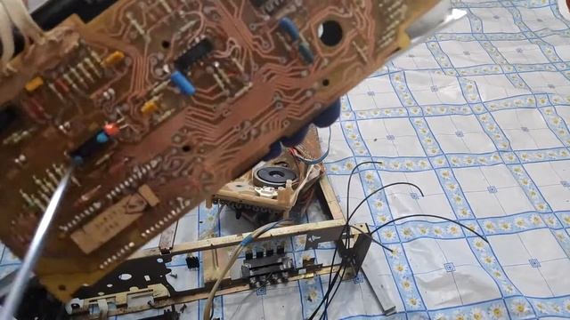 Магнитофон Вега МП-120 стерео разбор на драгметаллы. смотреть онлайн