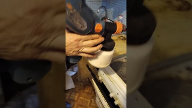 Дезинфекция от тараканов в Московской квартире.. смотреть онлайн