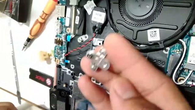 How To SSD Installed In Dell Latitude 3510 || By A.I.H Tech смотреть онлайн