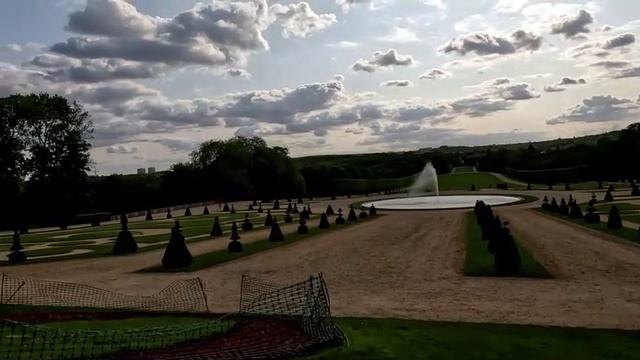ПАРК де СО(Sceaux)?к нему примыкает город СО (2-ая часть) смотреть онлайн