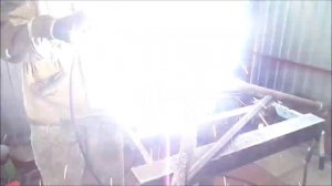 Бревновоз- тачка для перевозки брёвен.