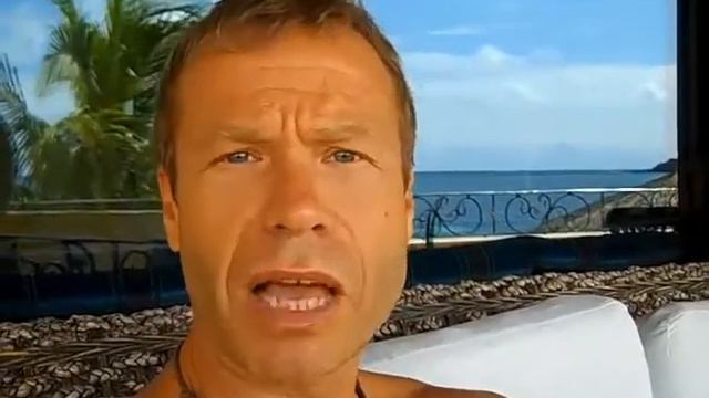 Cell Phone Communication on Roatan! смотреть онлайн