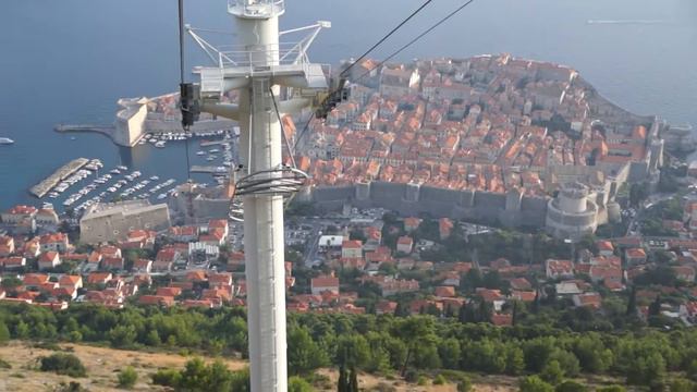 Хорватия. Дубровник. Спуск на фуникулере...