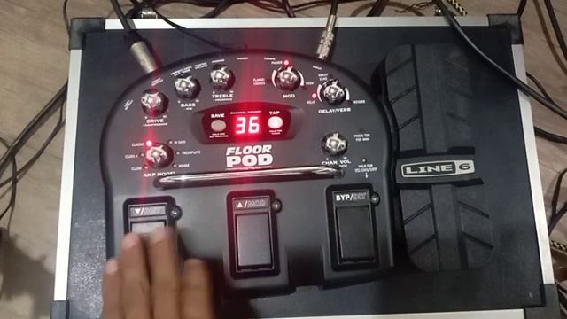 Line 6 Floor Pod Guitar Multieffects Demo