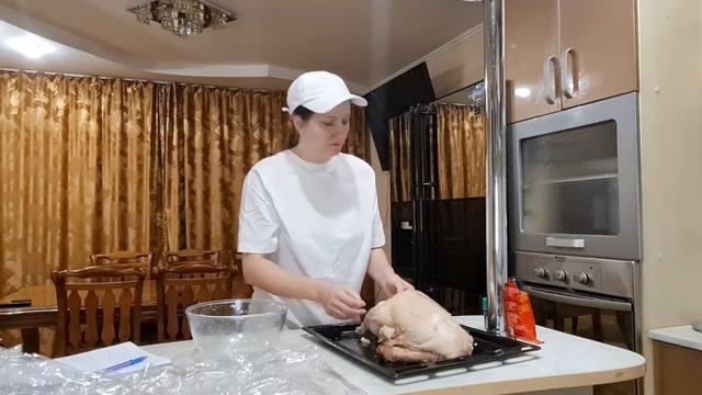 Рождественский гусь, фаршированный и запечённый в духовке! смотреть онлайн