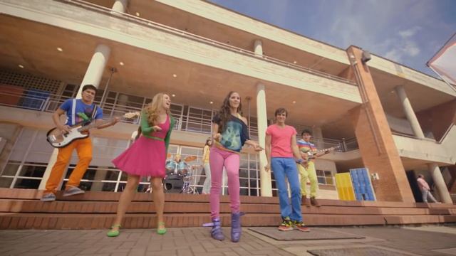 Девочка-вампир - CHICA VAMPIRO смотреть онлайн