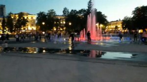 Сухие фонтаны на Советской площади в Воронеже