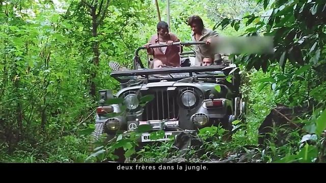 Une femme donne naissance à une portée de jeunes serpents après s'être accouplée avec eux.#movie смотреть онлайн