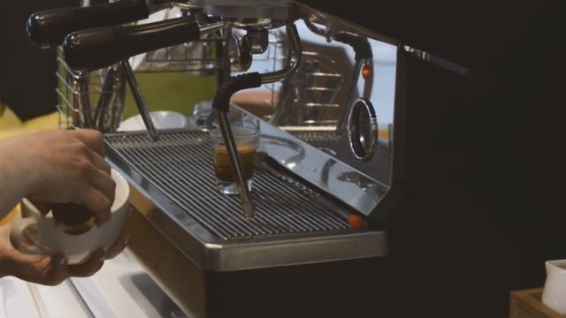 Приготовление Капучино. Salem coffee & tea смотреть онлайн