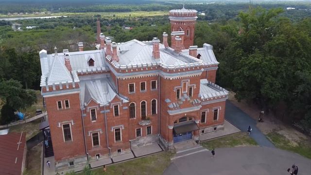 Дворец Ольденбургских в Рамони, Воронежская обл./Castle of Oldenburg Princecc (DJI Mavic mini) смотреть онлайн
