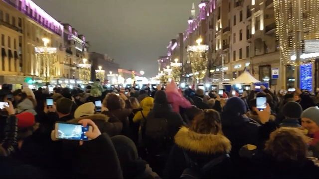 103. Новый год в центре Москвы. смотреть онлайн