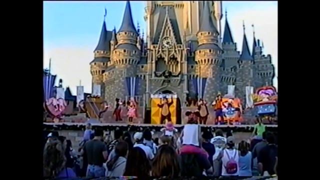 Cinderellas Castle Show @ Walt Disney World смотреть онлайн