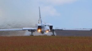 Взлет ТУ-22М3 звук на максимум Loud take off Tupolev 22M3