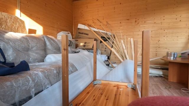 Дачный влог / вывожу мебель с дачи / прижилась ли туя / вкусное мороженое за 39 руб / туда и обратн смотреть онлайн