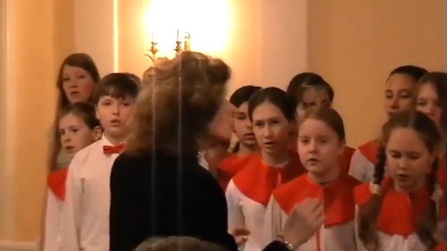 Поселок Ромашки (музыка Виктора Плешака, стихи Евгения Гвоздева) - хор СПб ДШИ им. П.А.Серебрякова смотреть онлайн