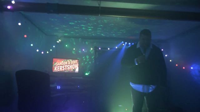 Samson & Gert Kerstshow 2022 Studio 101 смотреть онлайн