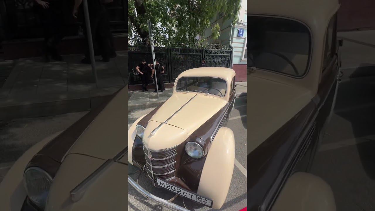 Выставка Ретро автомобилей в Москве на Чистых прудах смотреть онлайн