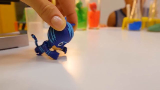 Los clones de los Héroes en pijama. Juguetes PJ Masks en español. Vídeos para niños смотреть онлайн