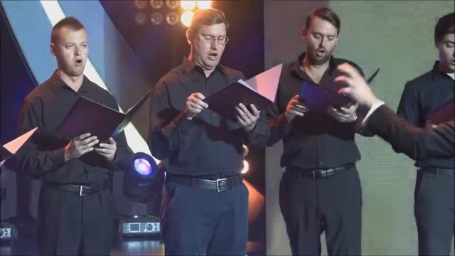 Архієрейський чоловічий хор Києво-Печерської Лаври регент Денис Розумець, диригує Станіслав Бадрак смотреть онлайн