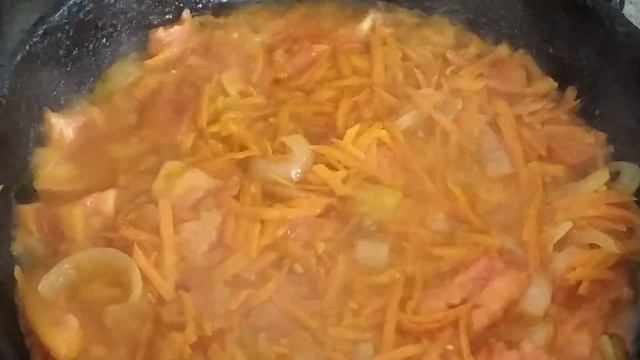 Селёдка с овощами #готовимдома #сельдтушеная #селедкасовощами смотреть онлайн
