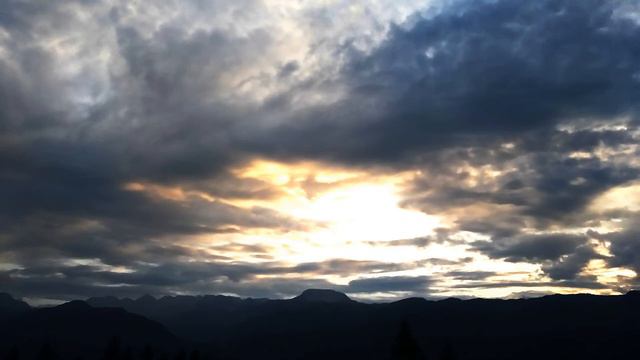 Oltre...la Morte / Ambient Music, Experimental Music смотреть онлайн