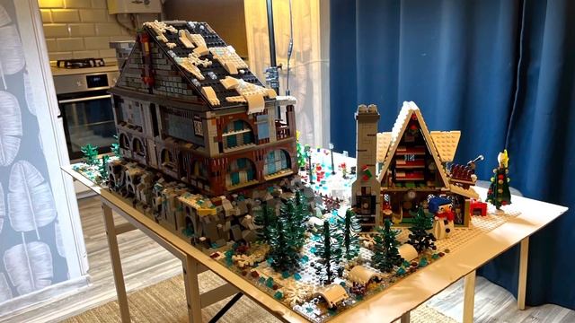 Обзор коллекции лего Самоделок: Новогодняя деревня / Lego MOC: Santa's House. Christmas Village смотреть онлайн