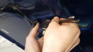 не закрывается капот ваз 2109