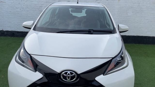 2016 Toyota Aygo 1.0 X Play Walkaround At D W Car Sales смотреть онлайн