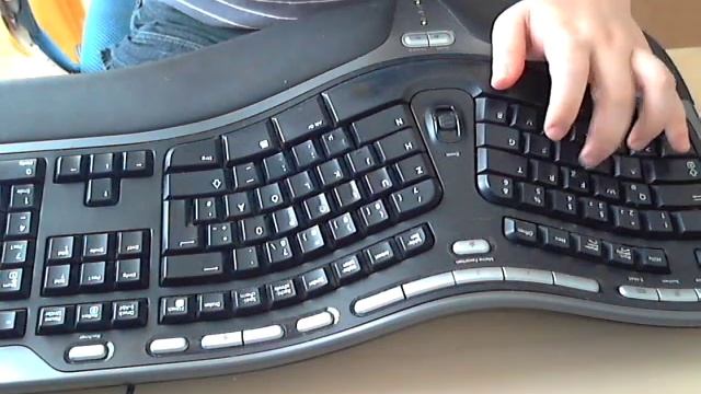 Microsoft Natural Ergonomic Keyboard 4000 typing смотреть онлайн