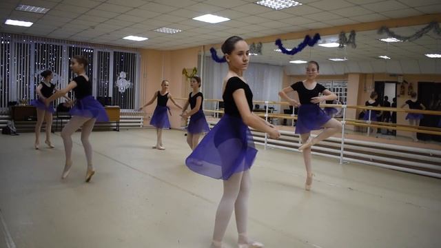 Classical Dance Exam 6 Class, 2 Part.  Arabesk Saratov.