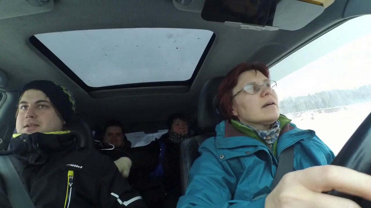 With a little help from my friends. Парная гонка (краткая версия) смотреть онлайн