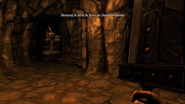 Skyrim AE Let's play a vampire vostfr - 4 La griffe d'or смотреть онлайн
